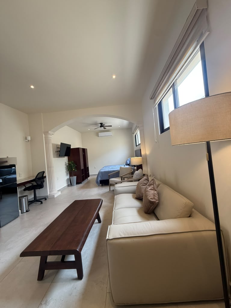 Sicilia Suite — interior and grounds photo 5