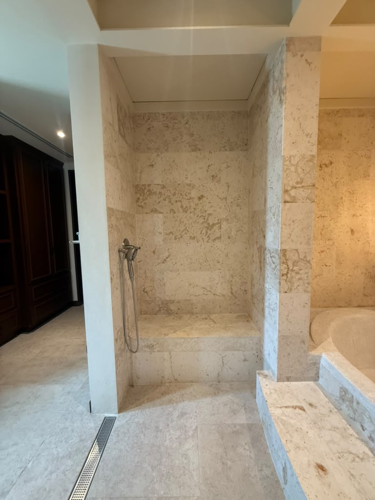 Casa Pasqualina Penthouse Suite — interior and grounds photo 41
