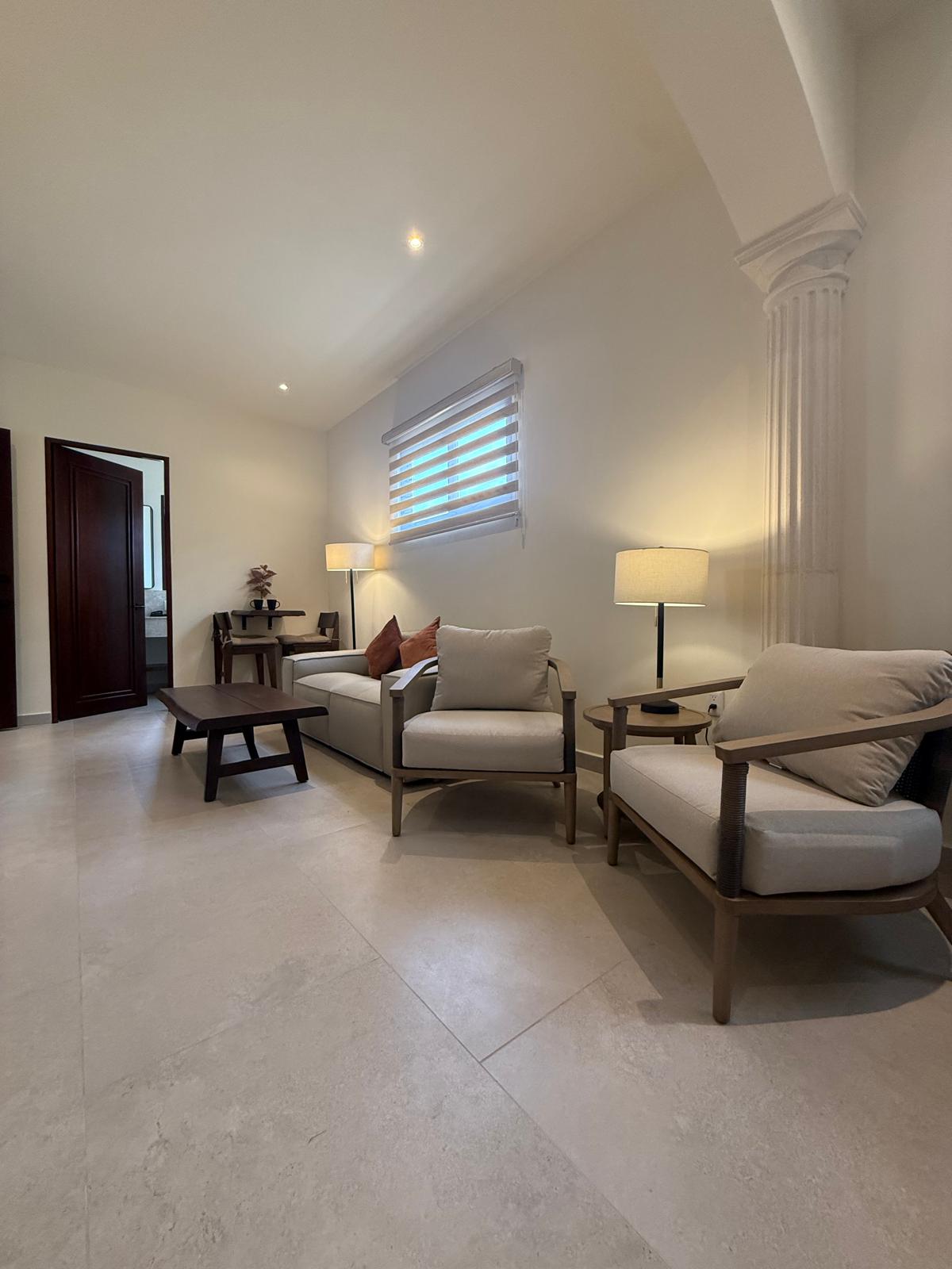 Capri Suite — interior and grounds photo 7