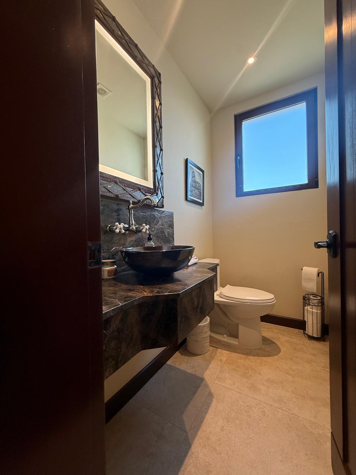 Casa Pasqualina Penthouse Suite — interior and grounds photo 34