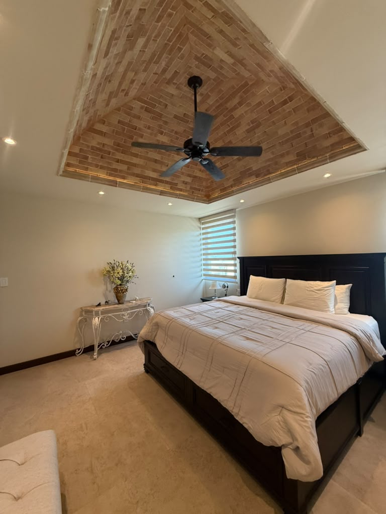 Casa Pasqualina Penthouse Suite — interior and grounds photo 57