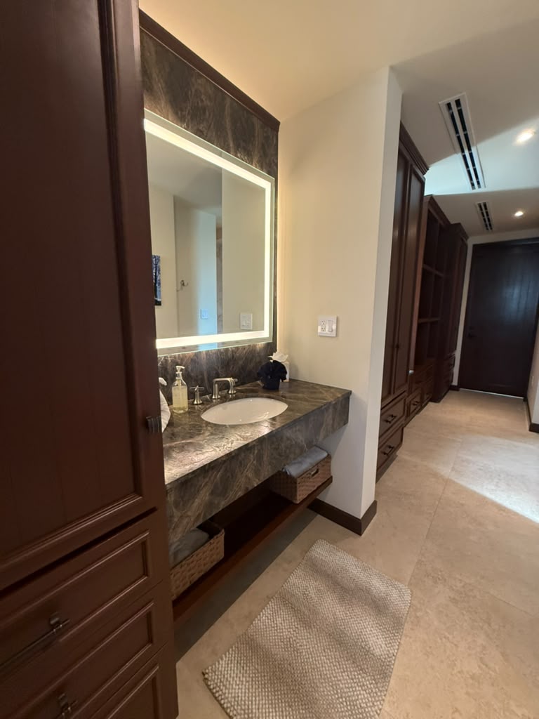 Casa Pasqualina Penthouse Suite — interior and grounds photo 47