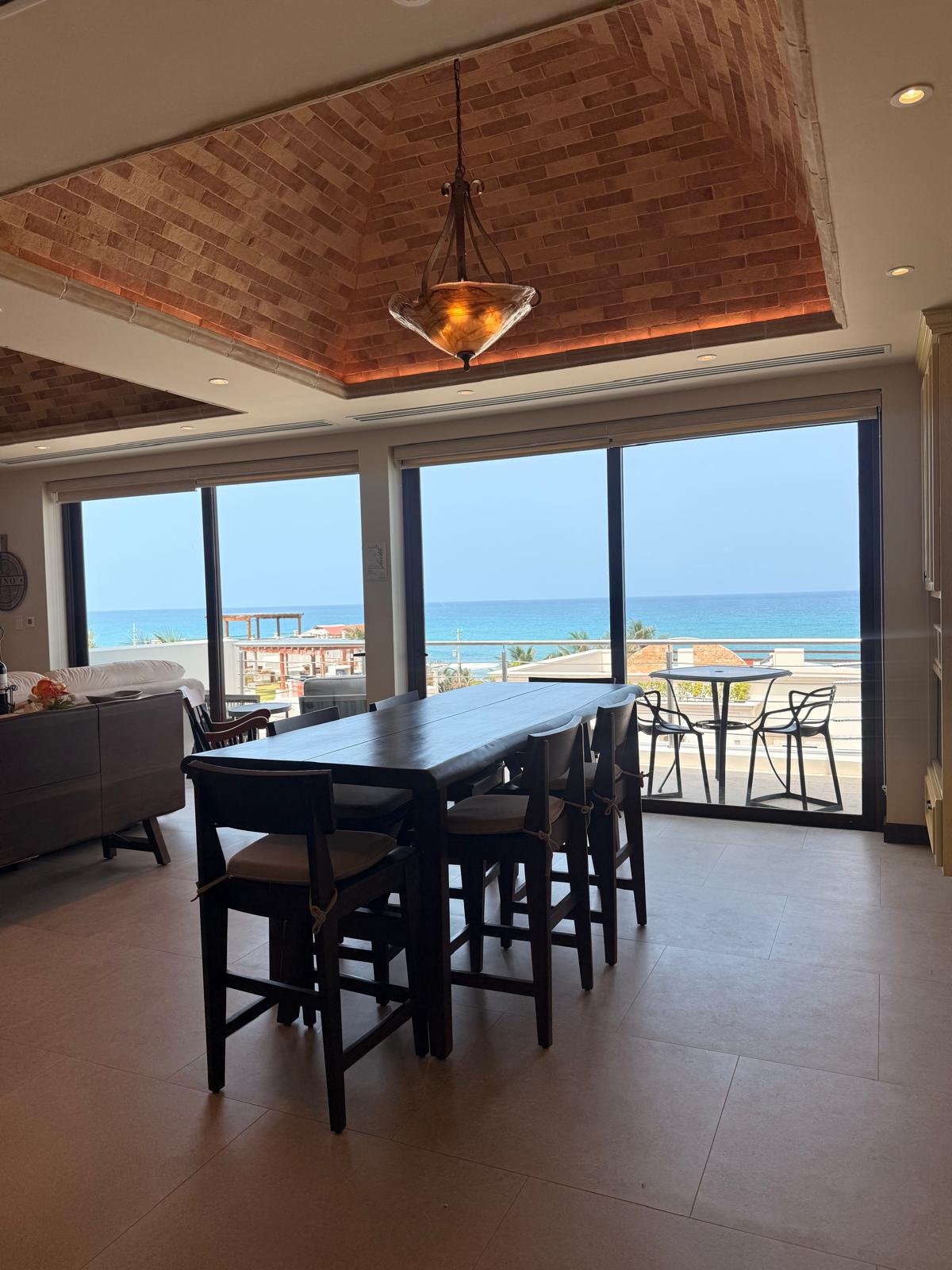 Casa Pasqualina Penthouse Suite — interior and grounds photo 9