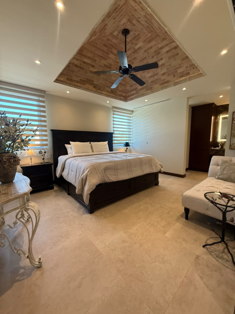 Casa Pasqualina Penthouse Suite — interior and grounds photo 66