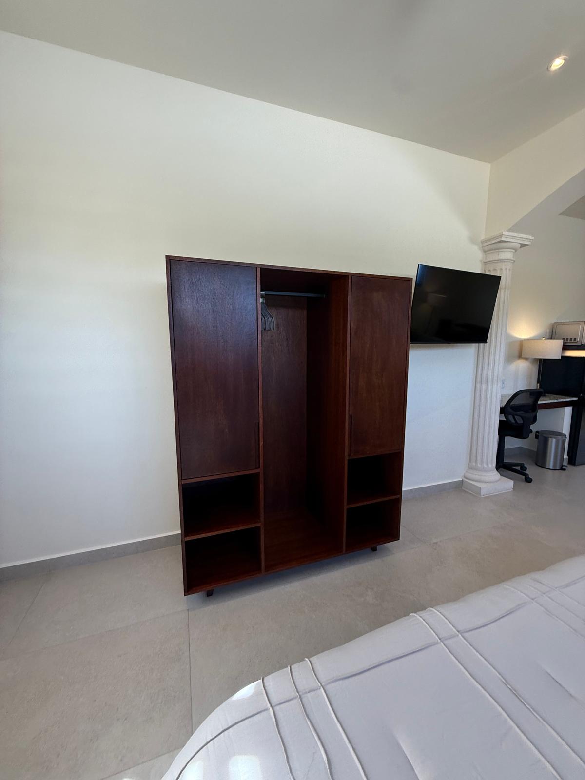 Sardegna Suite — interior and grounds photo 11