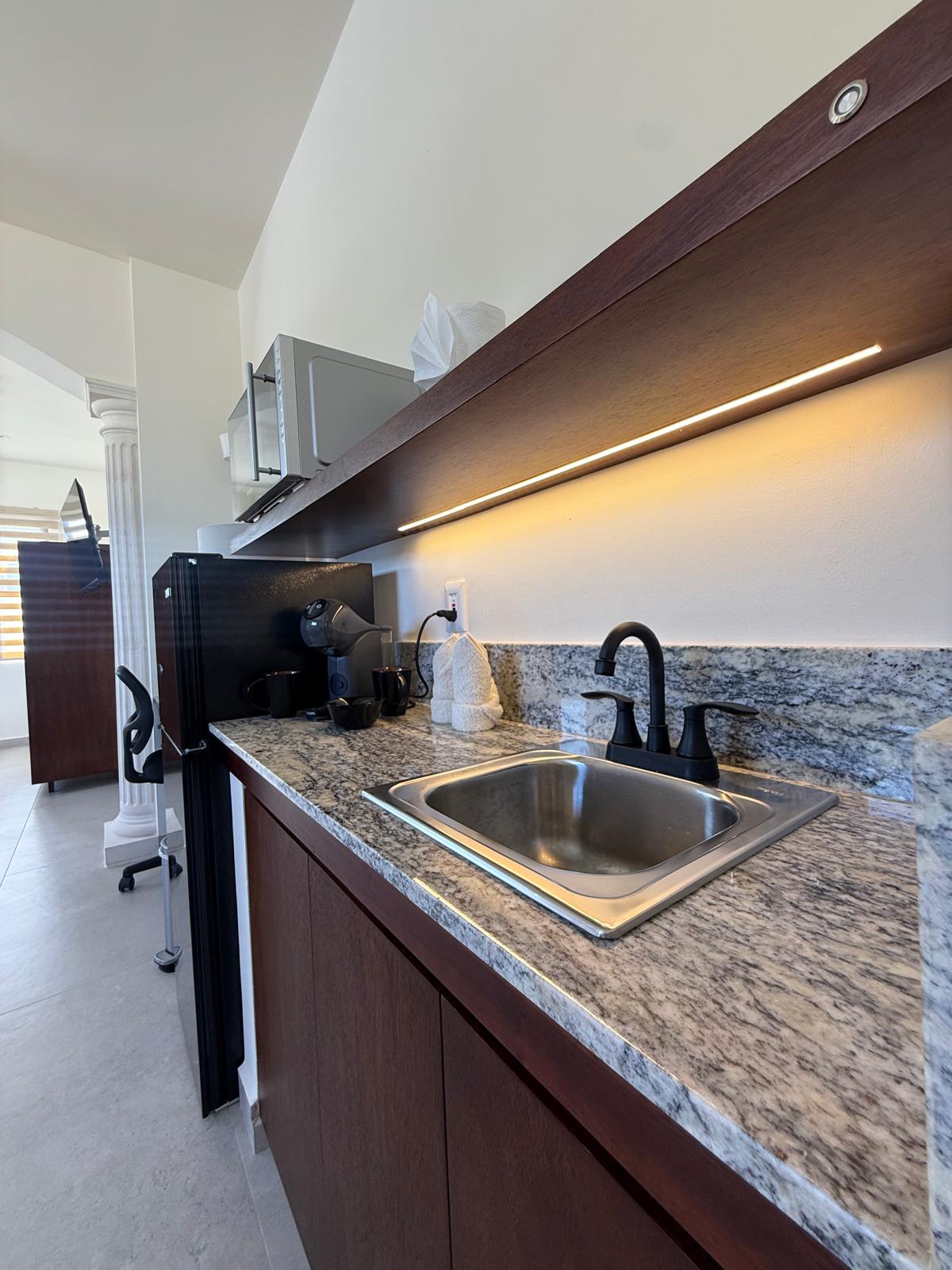 Stromboli Suite — interior and grounds photo 18