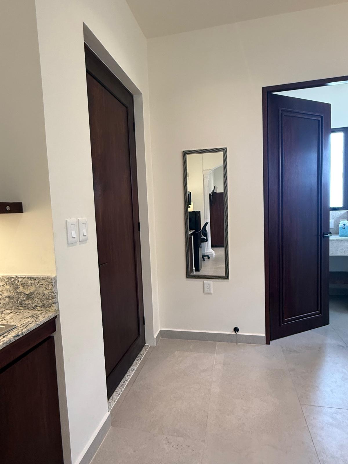 Capri Suite — interior and grounds photo 9