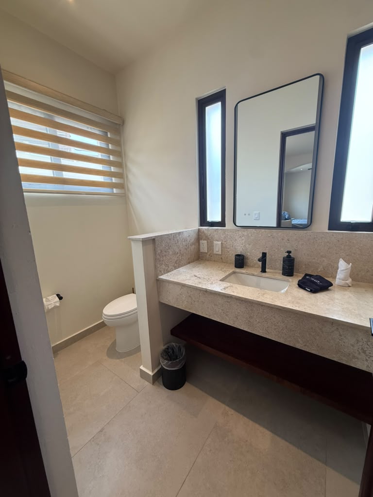 Sicilia Suite — interior and grounds photo 4