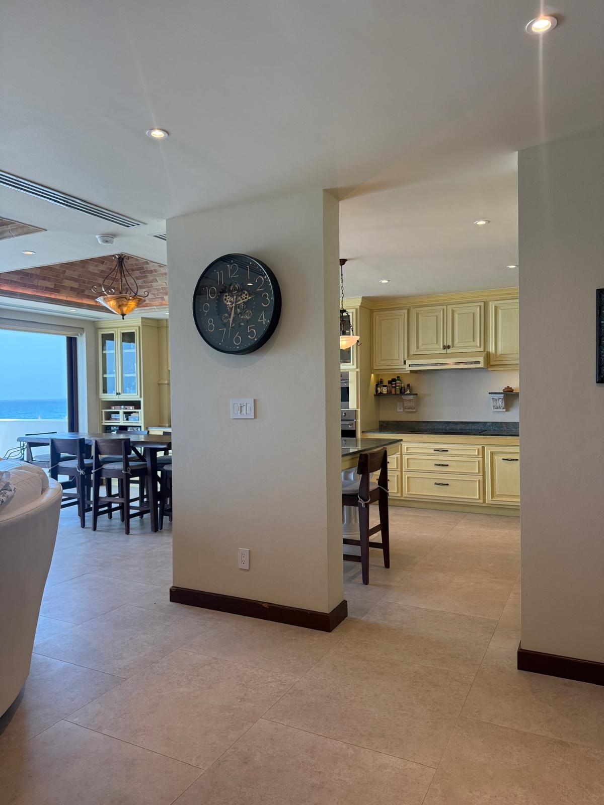 Casa Pasqualina Penthouse Suite — interior and grounds photo 15