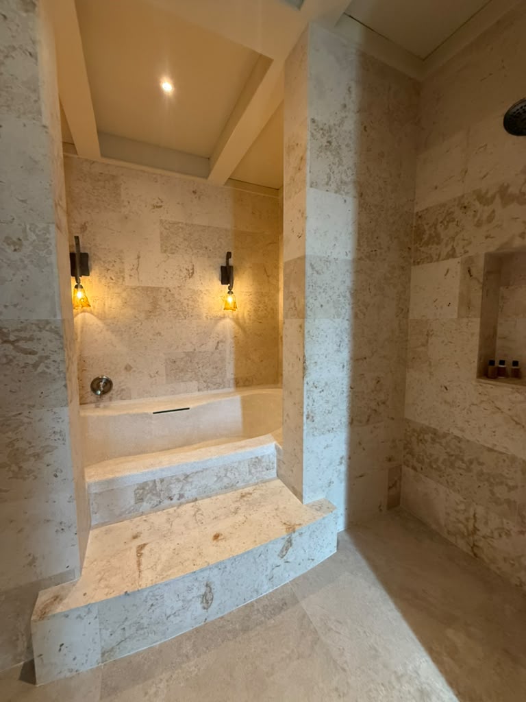 Casa Pasqualina Penthouse Suite — interior and grounds photo 39