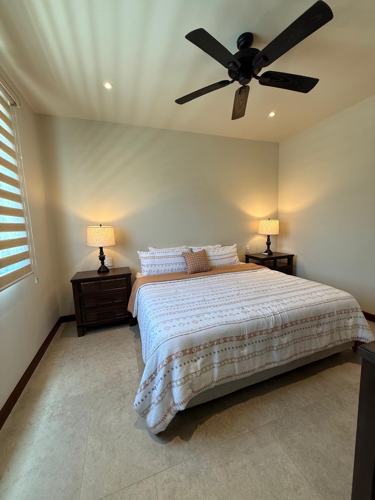 Casa Pasqualina Grande Suite — interior and grounds photo 16