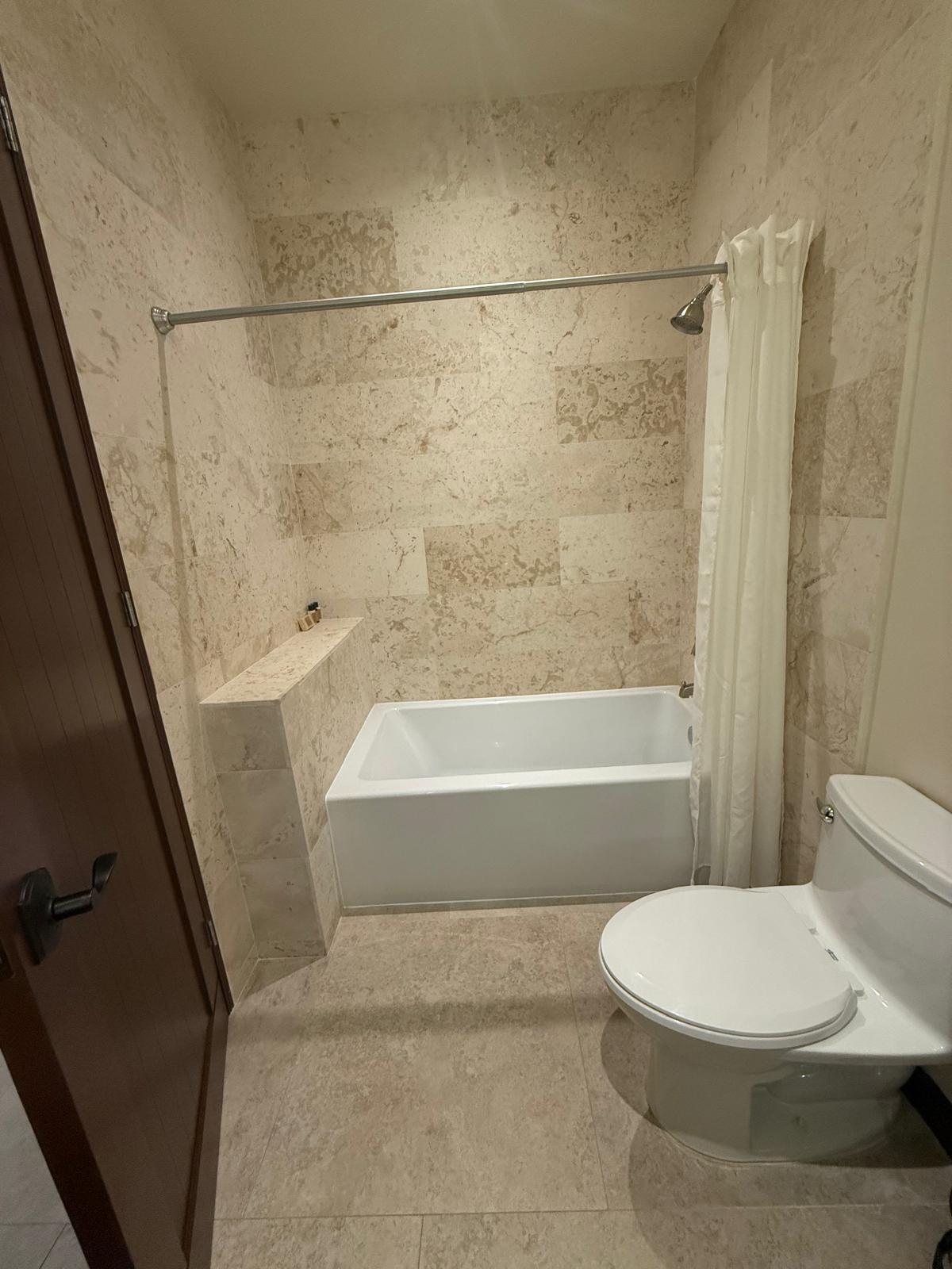 Casa Pasqualina Grande Suite — interior and grounds photo 22