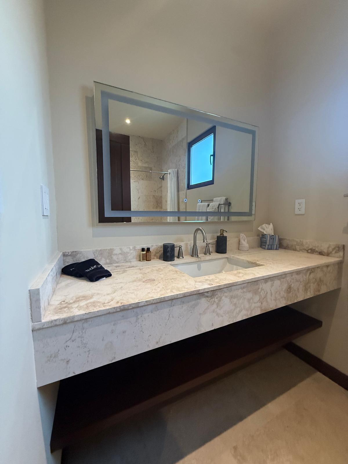 Casa Pasqualina Grande Suite — interior and grounds photo 26
