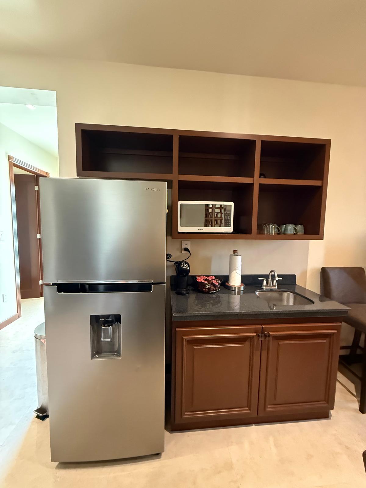 Casa Pasqualina Grande Suite — interior and grounds photo 7